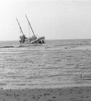 Uilenspiegel aground