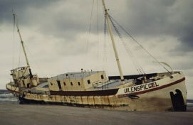 Uilenspiegel aground