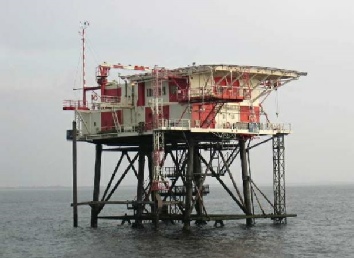 REM Island just before being dismantled 2006